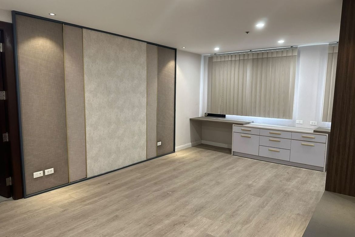 3 Bedroom Condo for Sale in Valencia, Quezon City, Metro Manila near LRT-2 Gilmore – photo 3