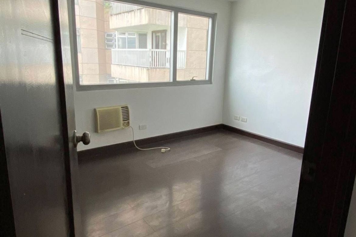 3 Bedroom Condo for Sale in Wack-Wack Greenhills, Mandaluyong, Metro Manila near MRT-3 Ortigas – photo 7
