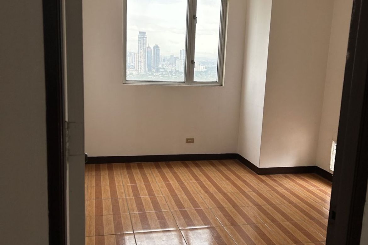 3 Bedroom Condo for Sale in Wack-Wack Greenhills, Mandaluyong, Metro Manila near MRT-3 Shaw Boulevard – photo 7