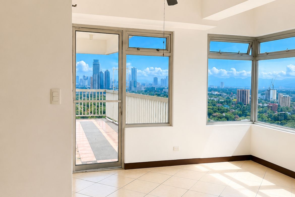 3 Bedroom Condo for Sale in Wack-Wack Greenhills, Mandaluyong, Metro Manila near MRT-3 Shaw Boulevard
