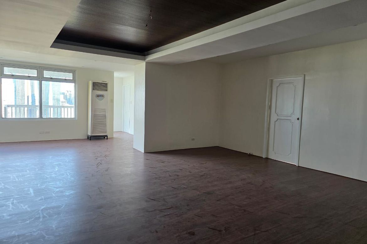 3 Bedroom Condo for Sale in Wack-Wack Greenhills, Mandaluyong, Metro Manila near MRT-3 Shaw Boulevard – photo 8