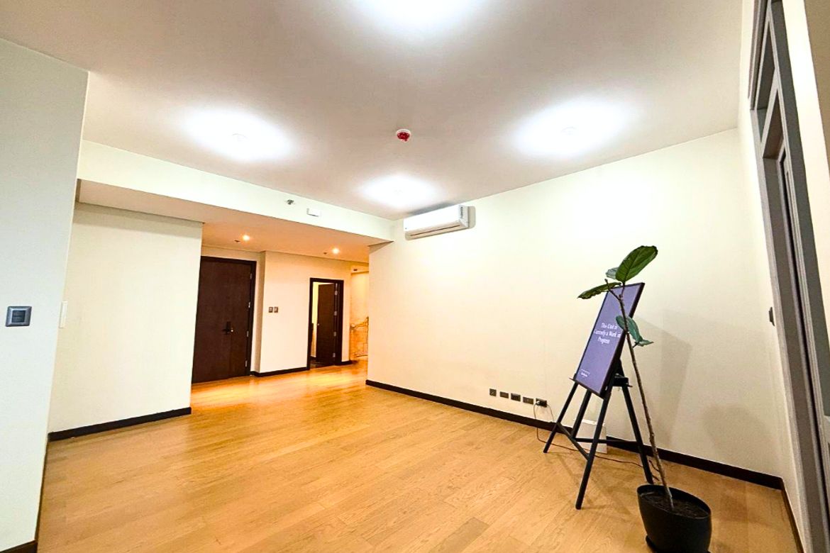 3 Bedroom Condo for Sale in Wack-Wack Greenhills, Mandaluyong, Metro Manila near MRT-3 Shaw Boulevard