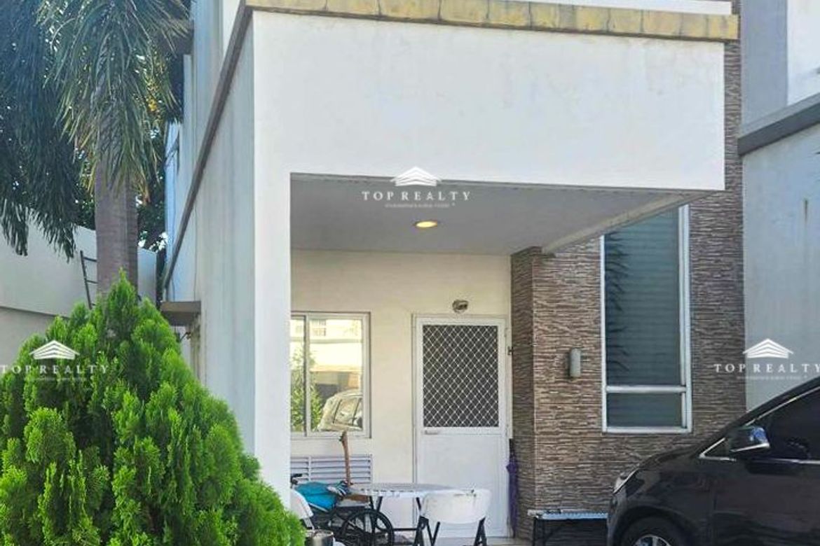 3 Bedroom House for Rent in Avilion Gardens, Barangay 76, Pasay, Metro Manila near LRT-1 EDSA