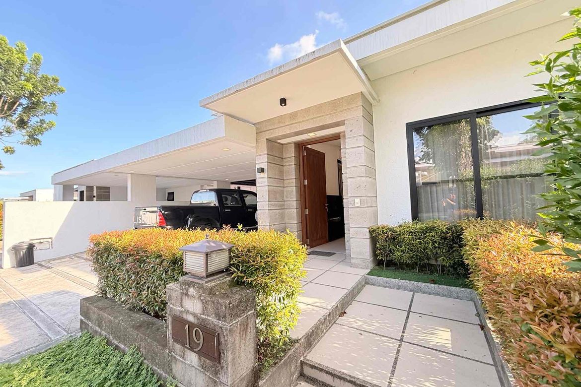 3 Bedroom House for Rent in Balibago, Angeles, Pampanga photo 2