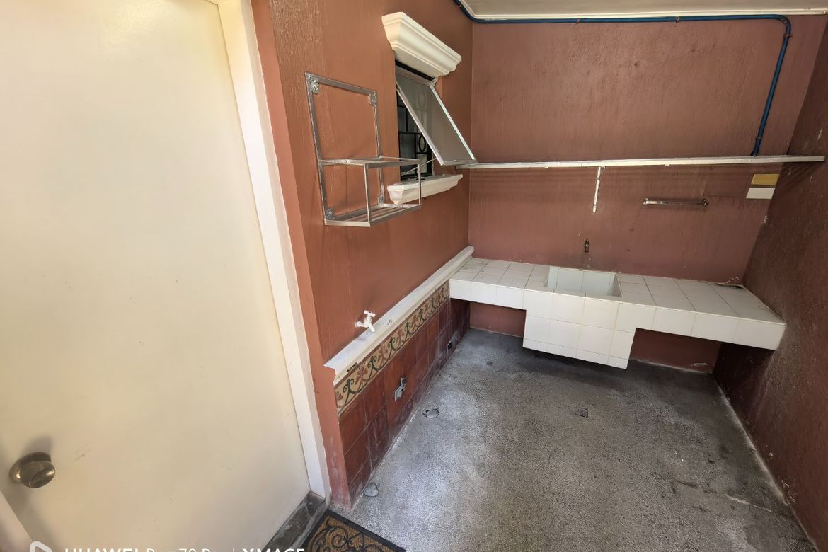 3 Bedroom House for Rent in Banilad, Mandaue, Cebu photo 6