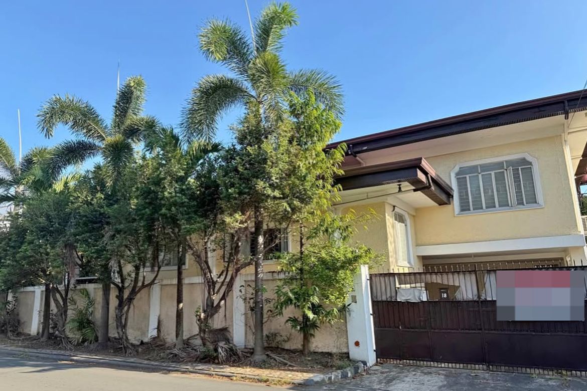 3 Bedroom House for Rent in Barangay 201, Pasay, Metro Manila