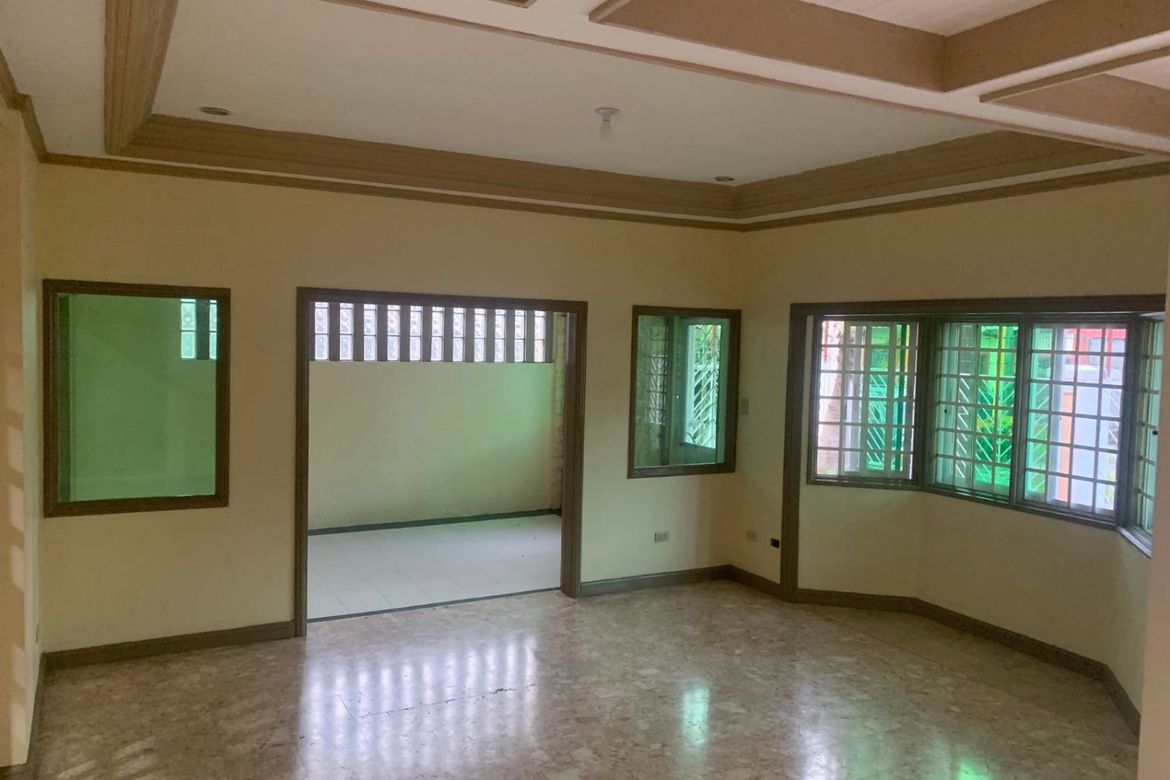 3 Bedroom House for Rent in Barangay 201, Pasay, Metro Manila photo 4