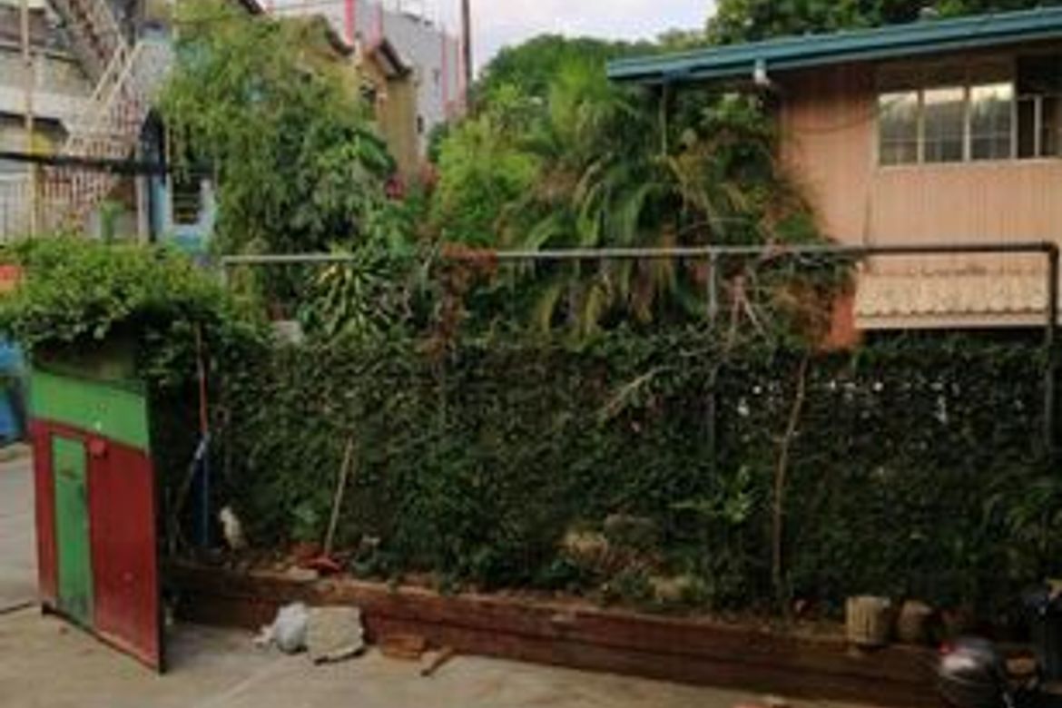 3 Bedroom House for Rent in Barangay 8, Pasay, Metro Manila near LRT-1 Gil Puyat photo 3