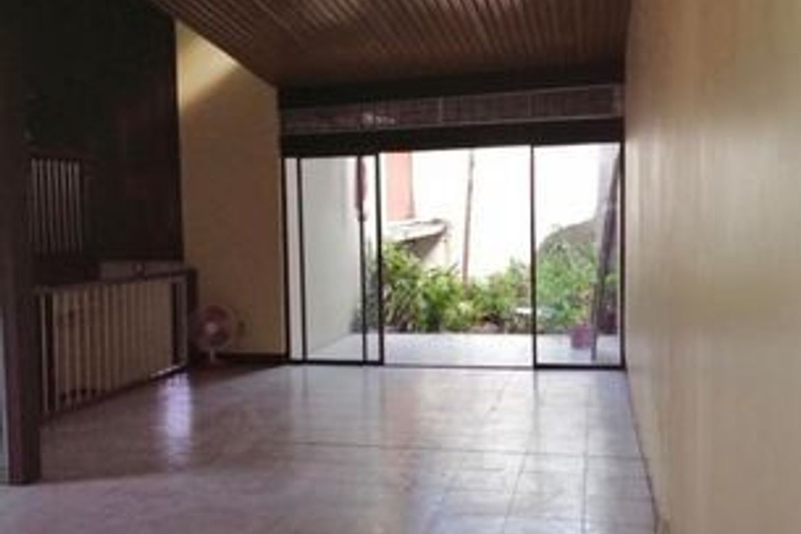 3 Bedroom House for Rent in Barangay 8, Pasay, Metro Manila near LRT-1 Gil Puyat photo 7