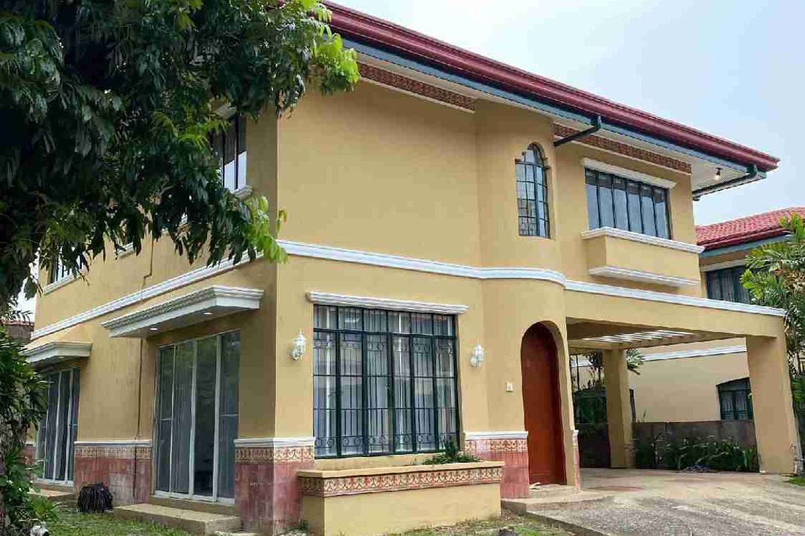 3 Bedroom House for Rent in Centro, Mandaue, Cebu photo 3