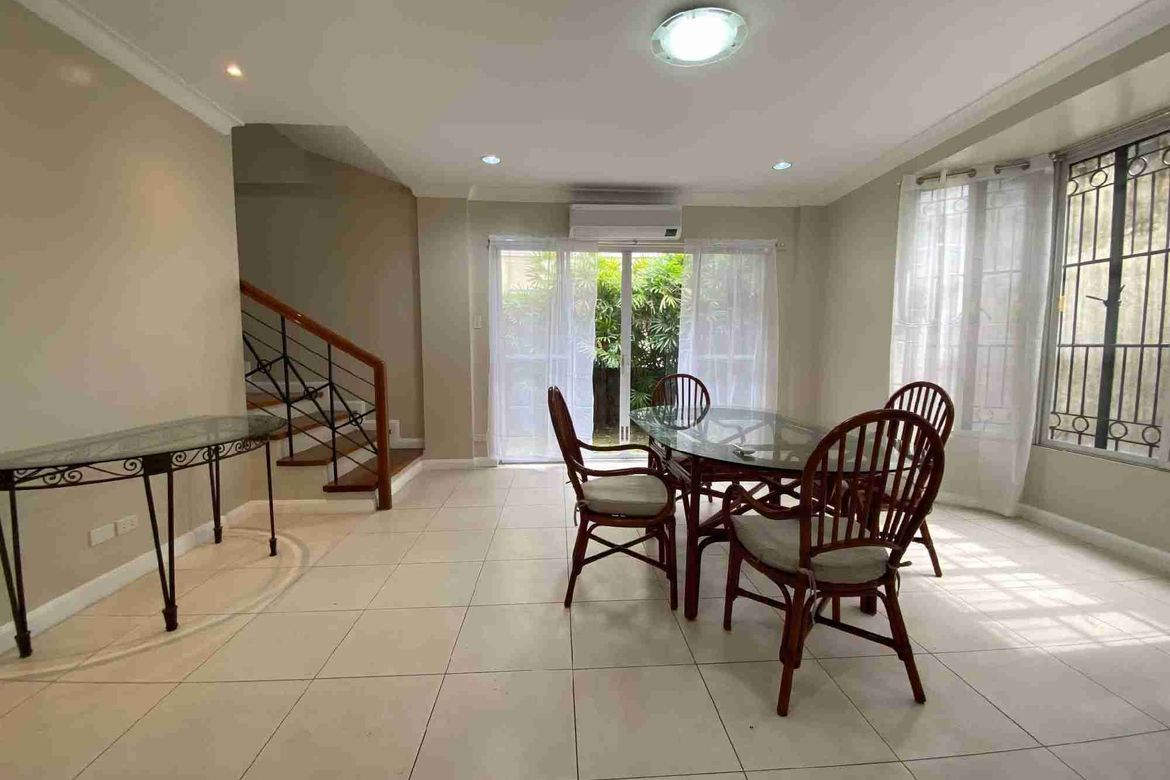 3 Bedroom House for Rent in Centro, Mandaue, Cebu photo 5