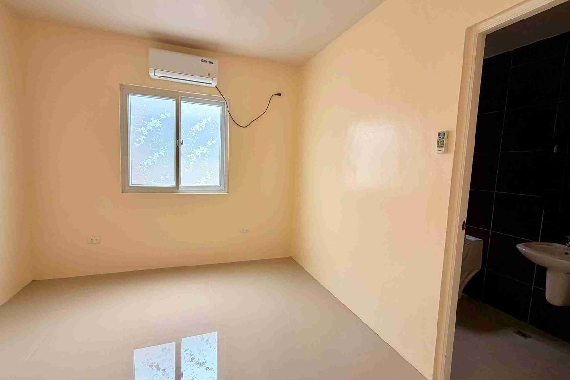 3 Bedroom House for Rent in Cutcut, Angeles, Pampanga photo 7