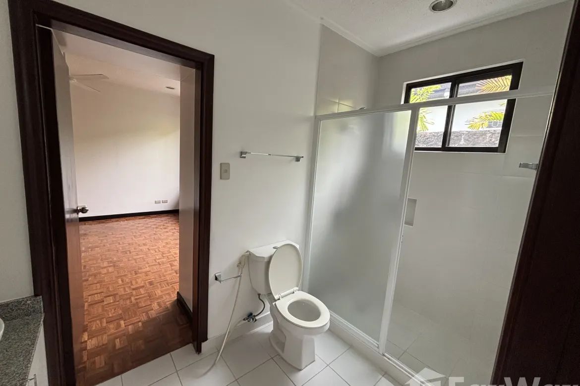 3 Bedroom House for Rent in Dasmariñas Village, Dasmariñas North, Makati, Metro Manila near MRT-3 Magallanes photo 4