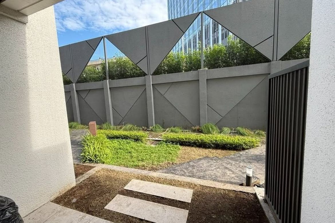 3 Bedroom House for Rent in Hulo, Mandaluyong, Metro Manila near MRT-3 Guadalupe photo 2