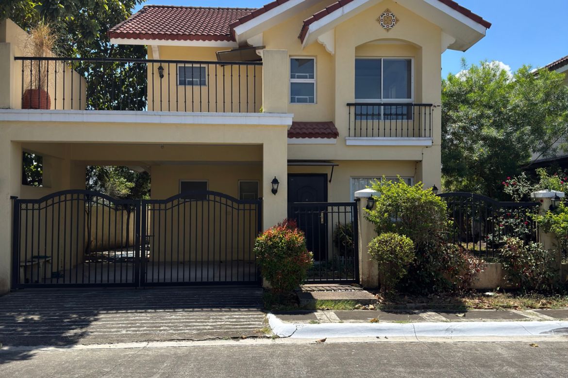 3 Bedroom House for Rent in Mampalasan, Biñan, Laguna