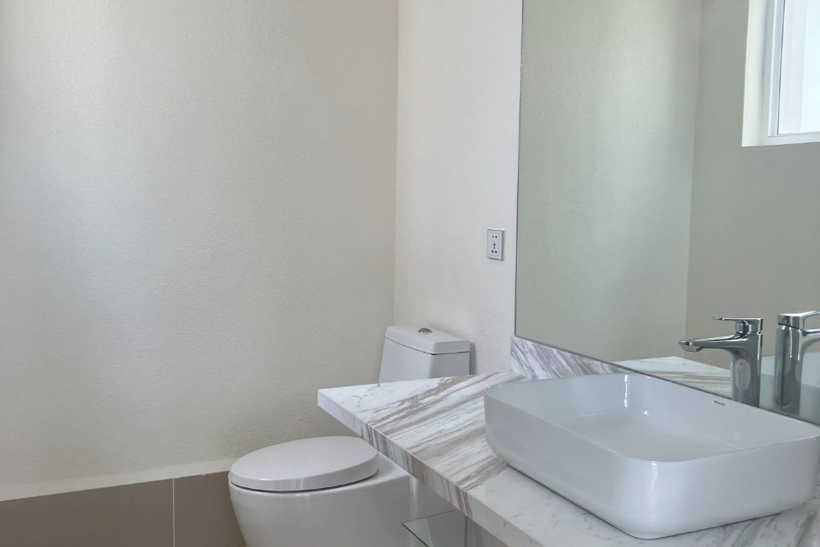 3 Bedroom House for Rent in Matandang Balara, Quezon City, Metro Manila photo 3