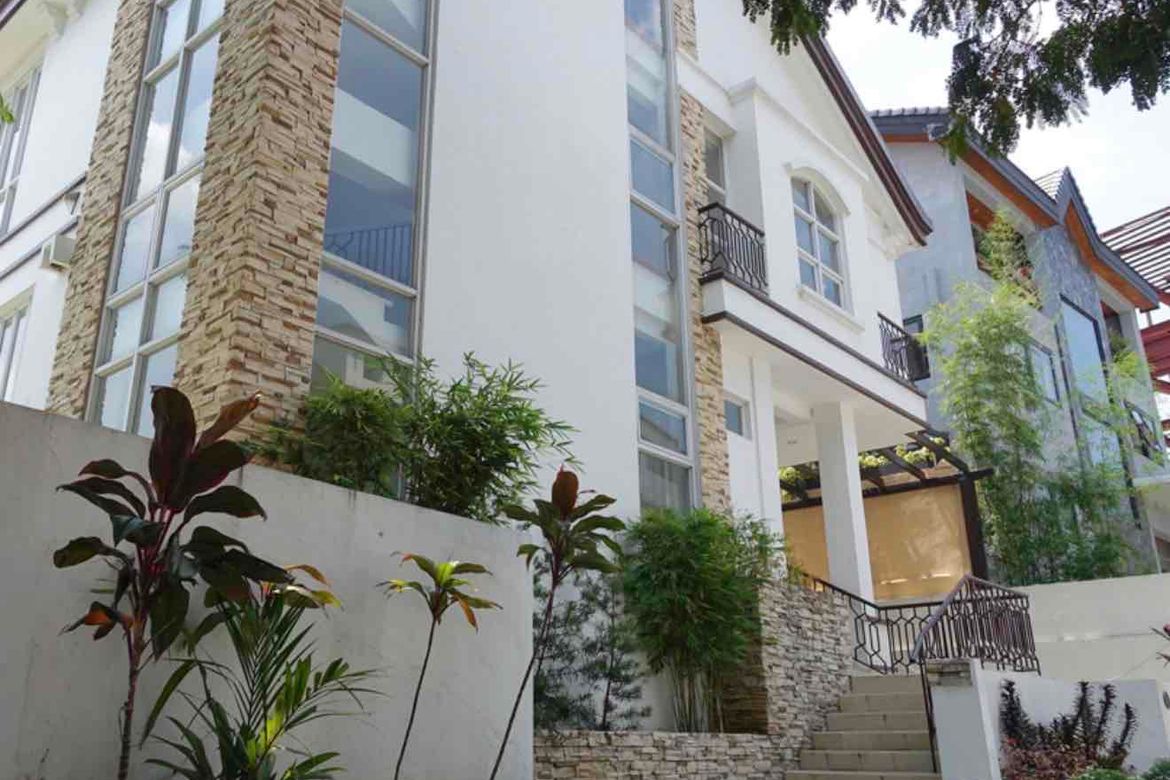 3 Bedroom House for Rent in McKinley Hill Village, McKinley Hill, Taguig, Metro Manila