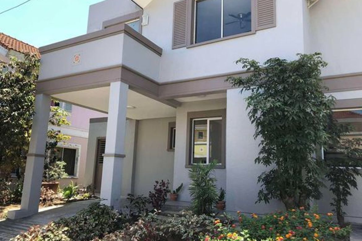 3 Bedroom House for Rent in Molino IV, Bacoor, Cavite