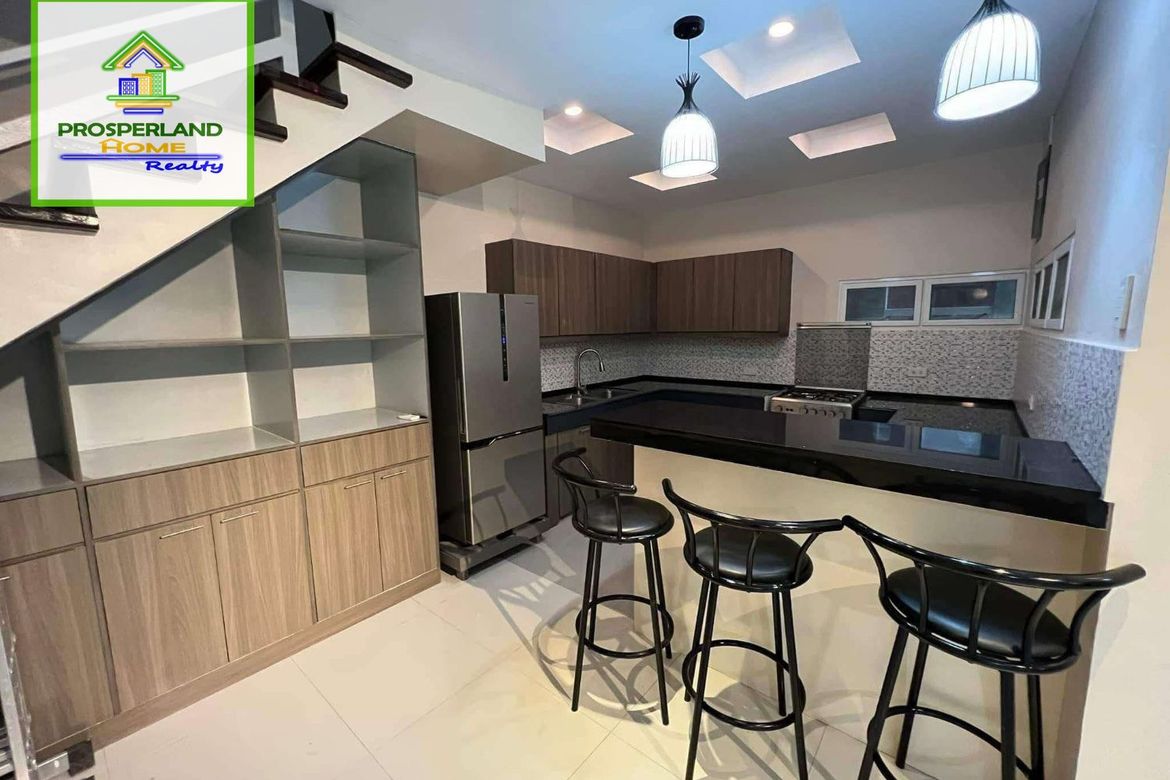 3 Bedroom House for Rent in Moonwalk, Parañaque, Metro Manila photo 4