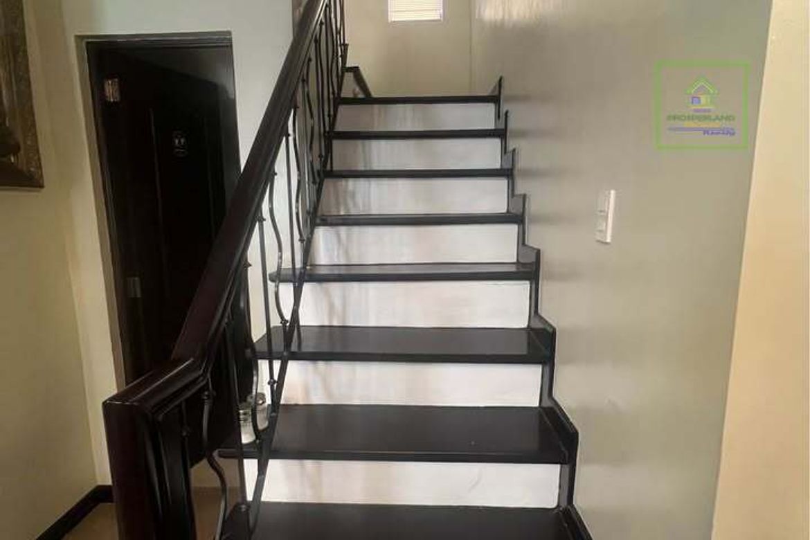 3 Bedroom House for Rent in Pulong Santa Cruz, Santa Rosa, Laguna photo 2