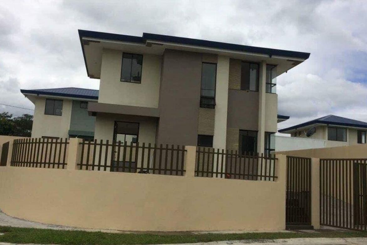 3 Bedroom House for Rent in Real, Calamba, Laguna