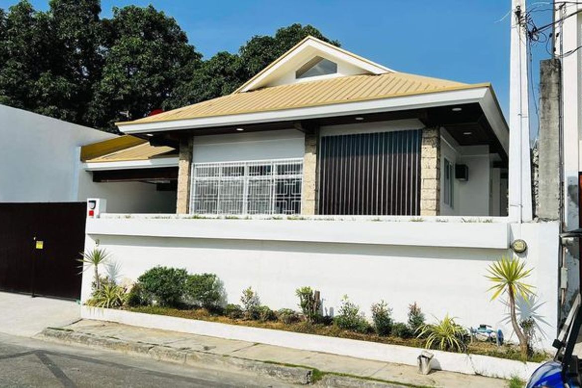 3 Bedroom House for Rent in San Isidro, Cainta, Rizal