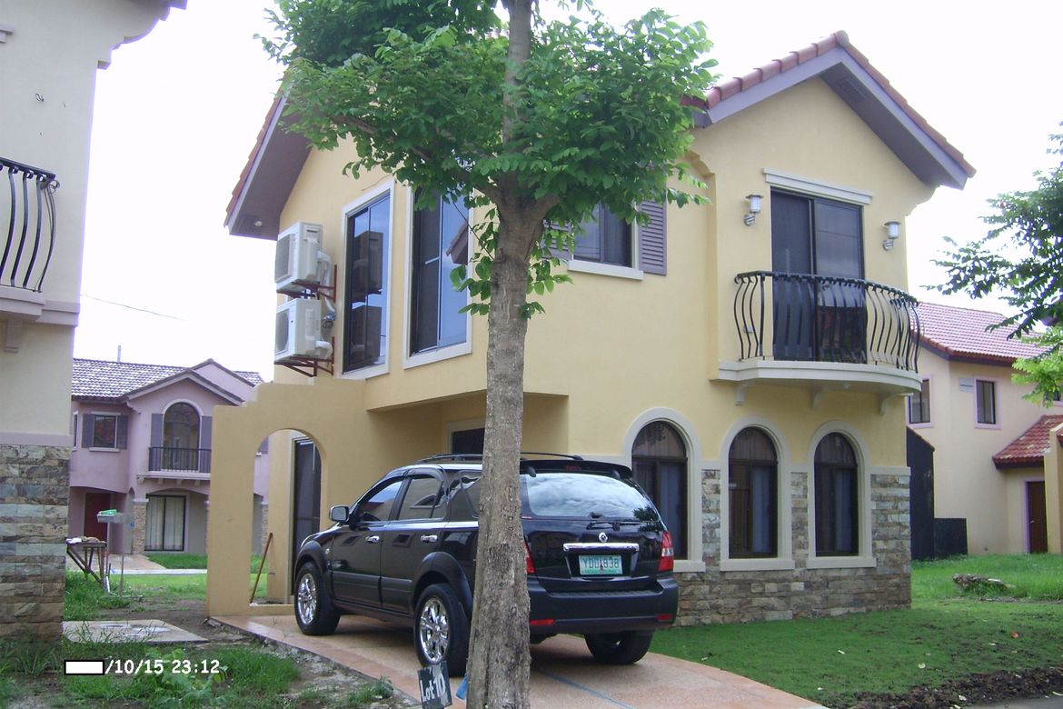 3 Bedroom House for Rent in Santo Domingo, Santa Rosa, Laguna