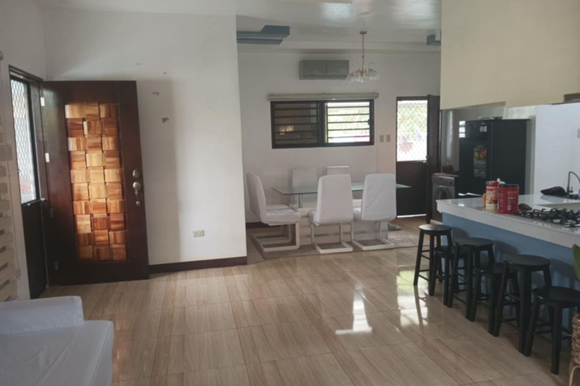 3 Bedroom House for Rent in Tolentino West, Tagaytay, Cavite photo 4