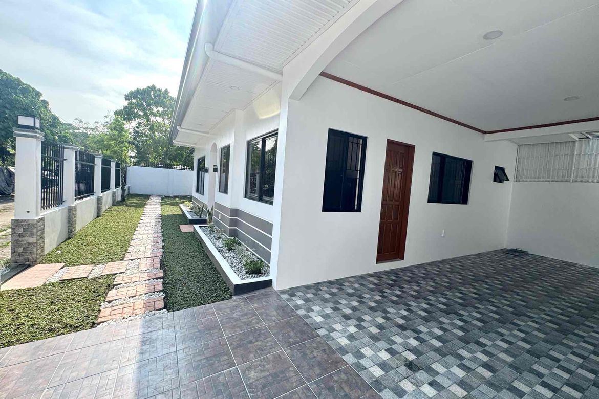 3 Bedroom House for Sale in Alijis, Bacolod, Negros Occidental – photo 5