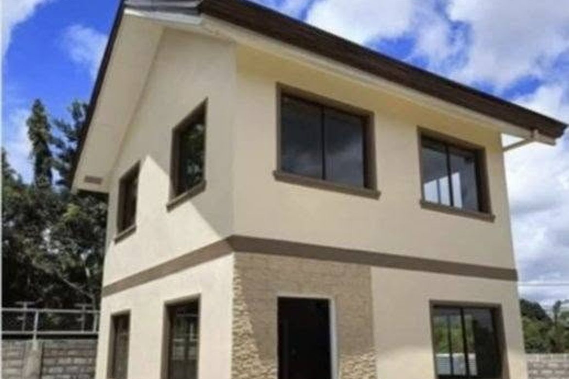 3 Bedroom House for Sale in Alingaro, General Trias, Cavite
