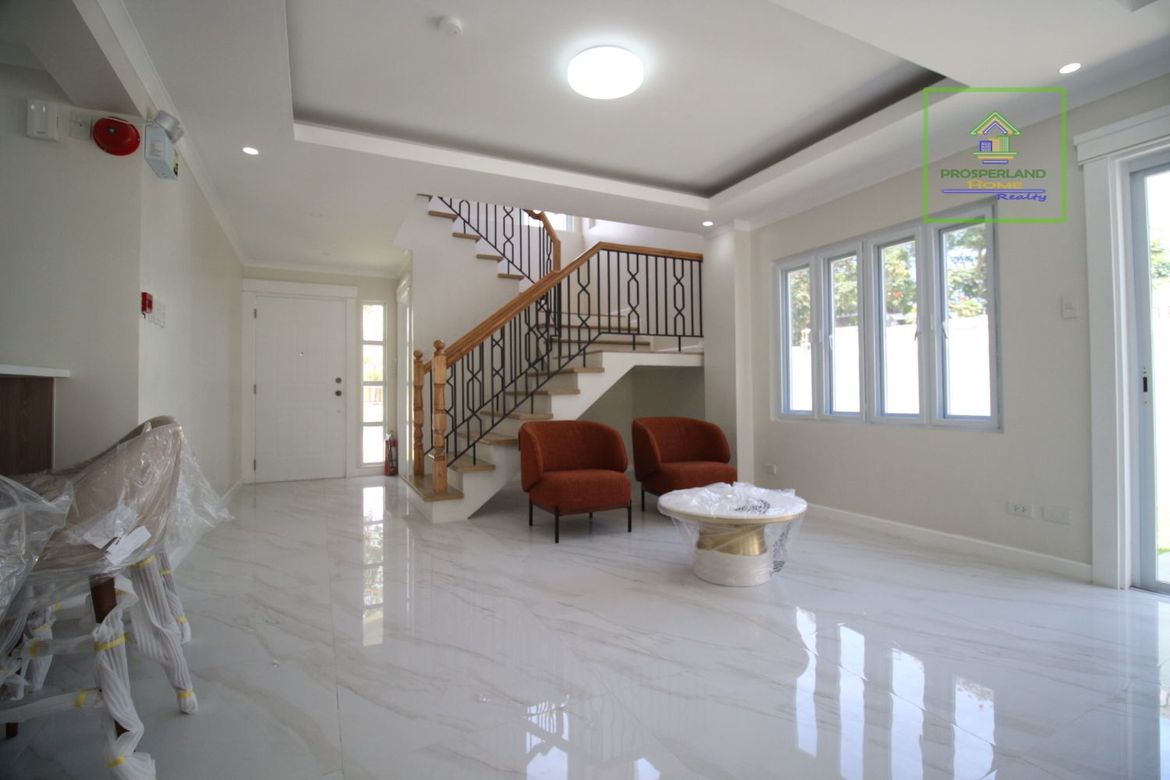 3 Bedroom House for Sale in Almanza Dos, Las Piñas, Metro Manila – photo 2