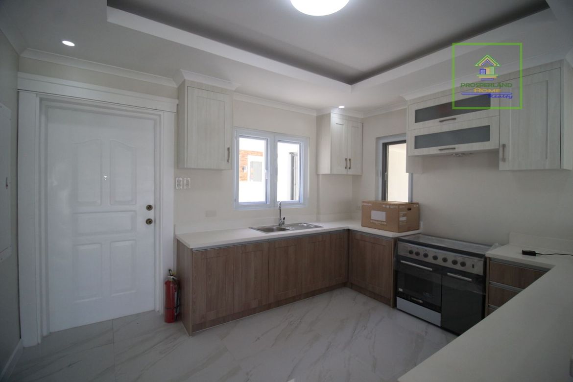 3 Bedroom House for Sale in Almanza Dos, Las Piñas, Metro Manila – photo 3