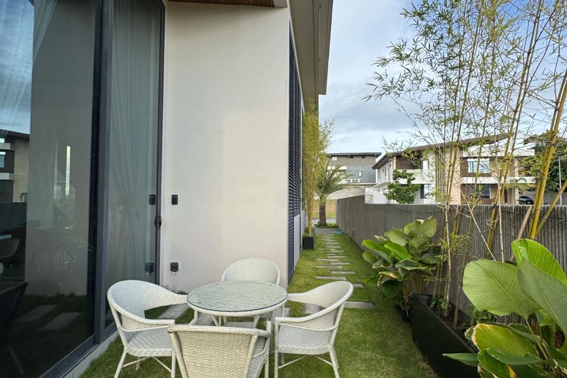 3 Bedroom House for Sale in Almanza Dos, Las Piñas, Metro Manila – photo 5