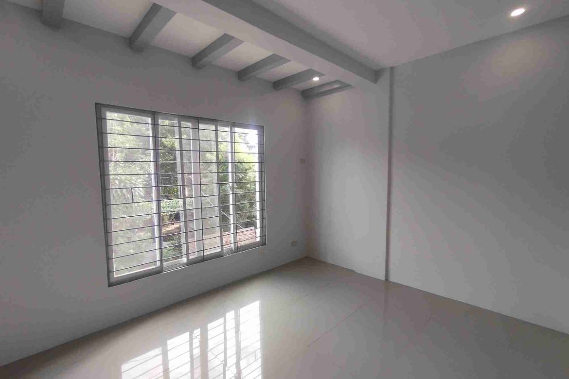 3 Bedroom House for Sale in Almanza Uno, Las Piñas, Metro Manila – photo 5