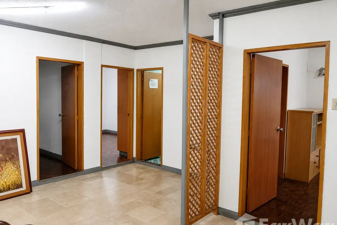3 Bedroom House for Sale in Almanza Uno, Las Piñas, Metro Manila – photo 3