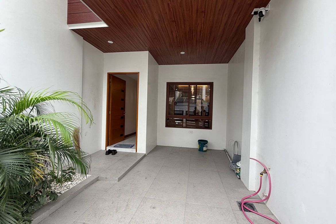 3 Bedroom House for Sale in Almanza Uno, Las Piñas, Metro Manila – photo 2