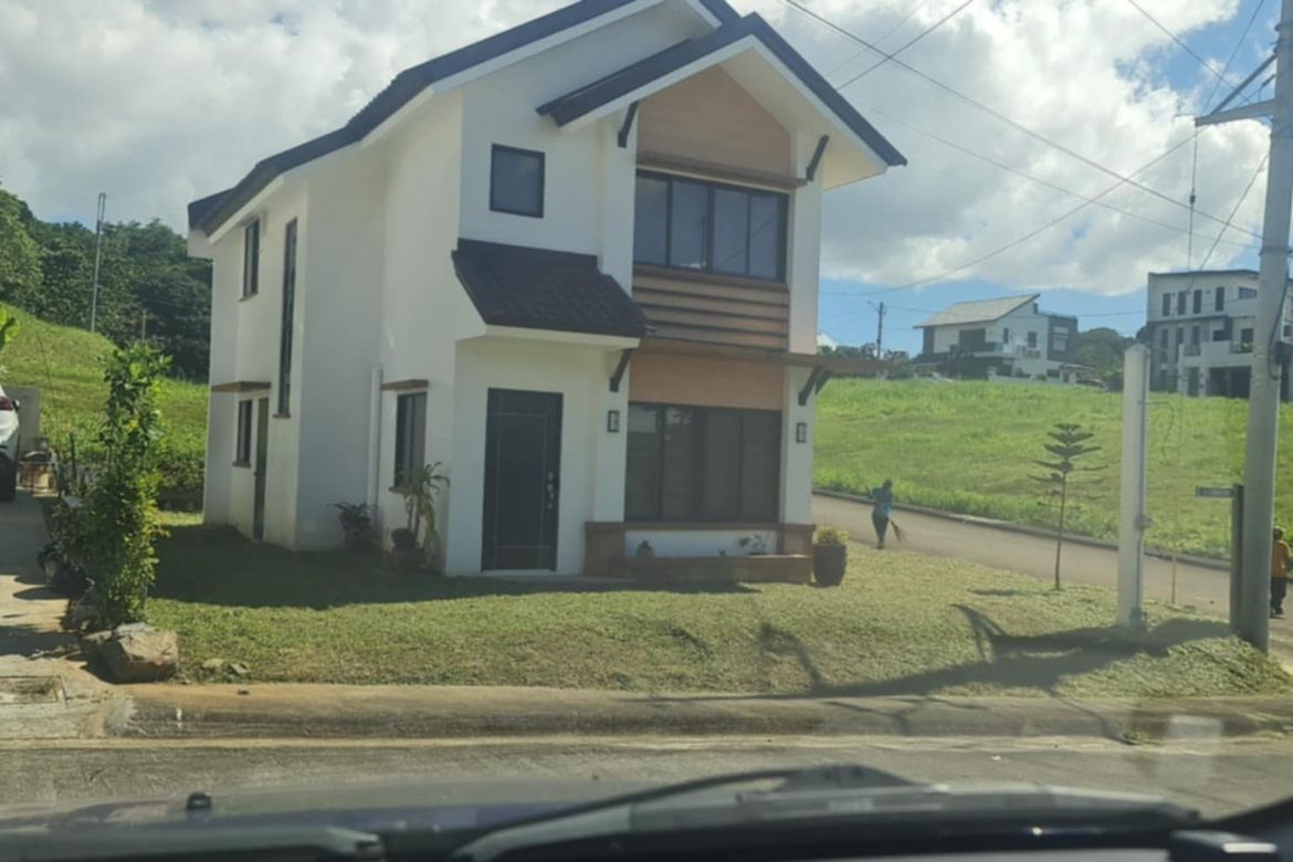 3 Bedroom House for Sale in Amarilyo Crest Residences, Dolores, Taytay, Rizal