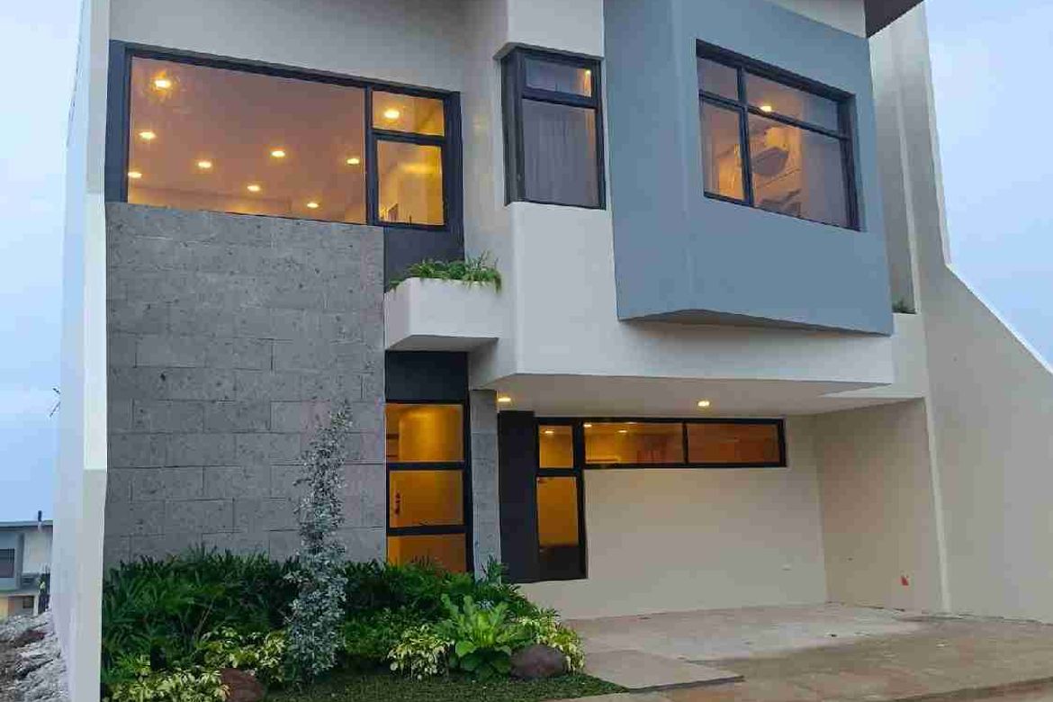 3 Bedroom House for Sale in Aurella Ridge, Pantok, Binangonan, Rizal – photo 2