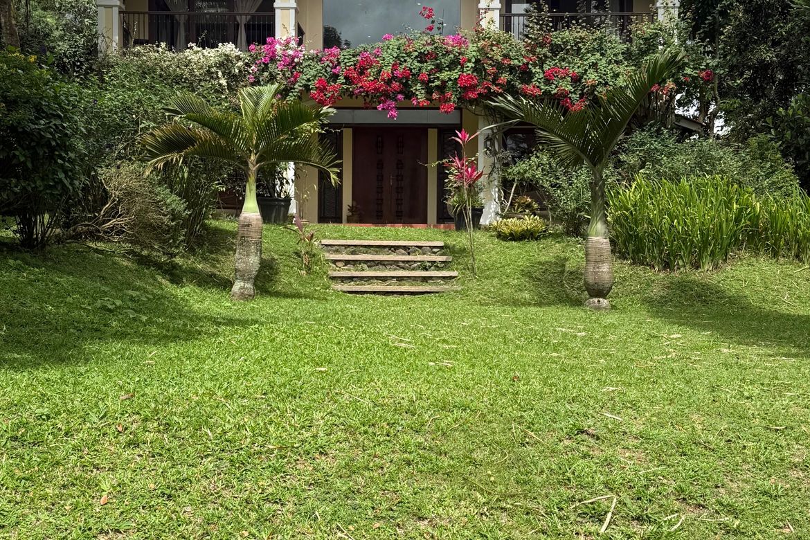 3 Bedroom House for Sale in Aya, Talisay, Batangas