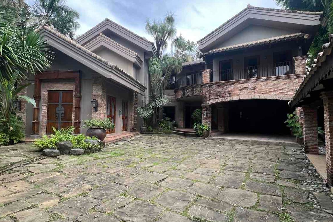 3 Bedroom House for Sale in Ayala Alabang Village, New Alabang Village, Muntinlupa, Metro Manila – photo 2