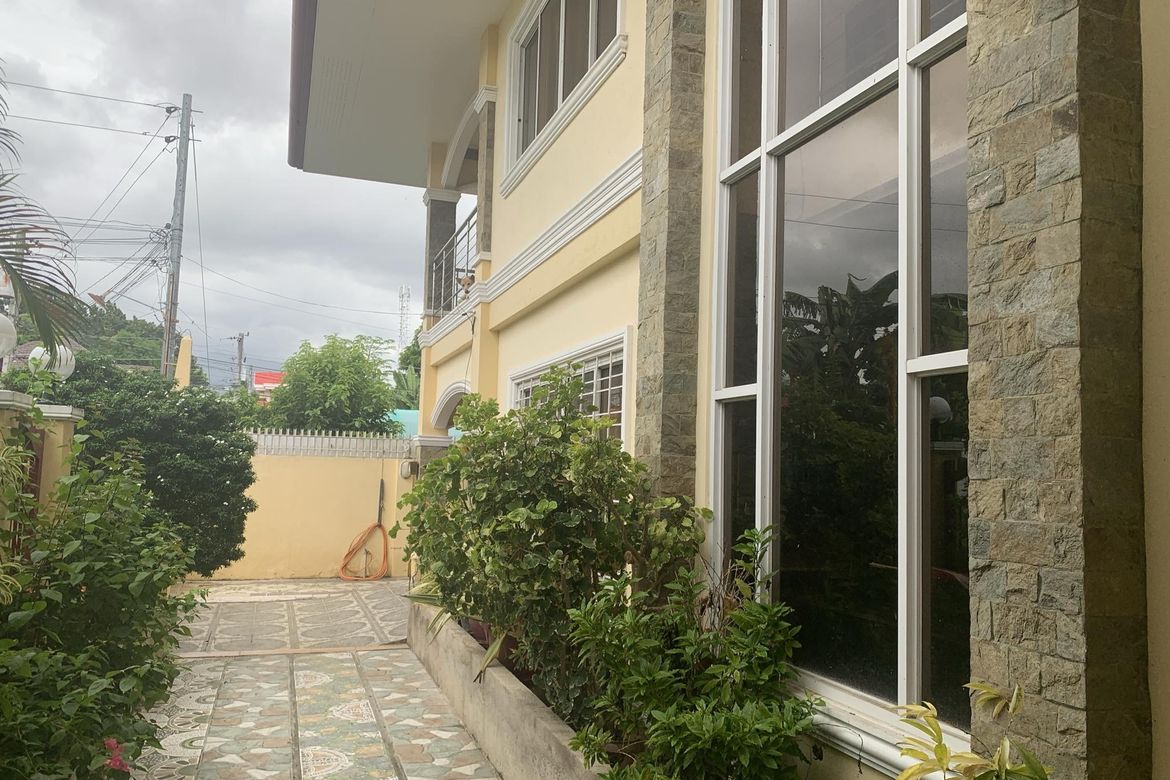 3 Bedroom House for Sale in Bajumpandan, Dumaguete, Negros Oriental – photo 5