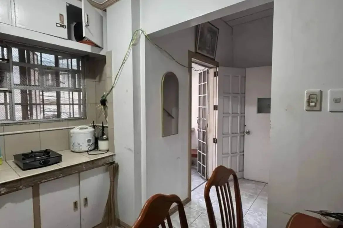 3 Bedroom House for Sale in Barangay 112, Pasay, Metro Manila near MRT-3 Taft Avenue – photo 3