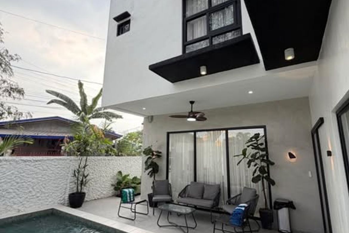 3 Bedroom House for Sale in Barangay 167, Caloocan, Metro Manila