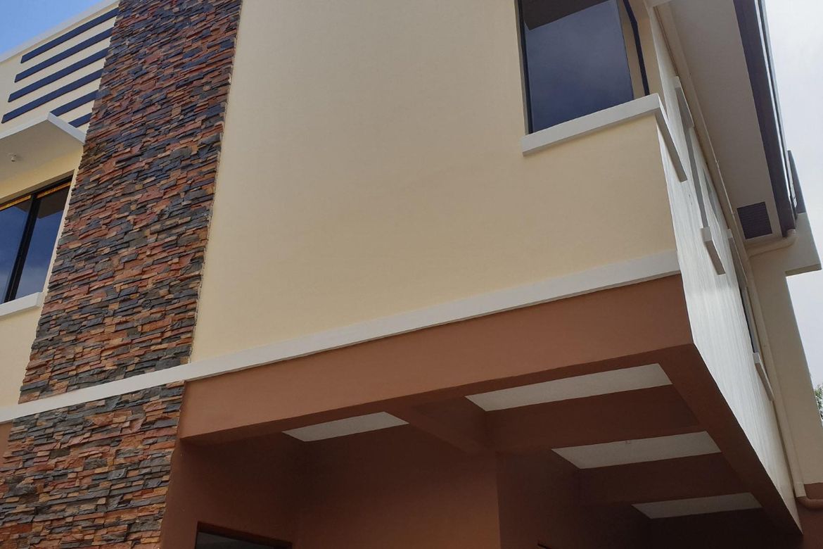 3 Bedroom House for Sale in Barangay 179, Caloocan, Metro Manila