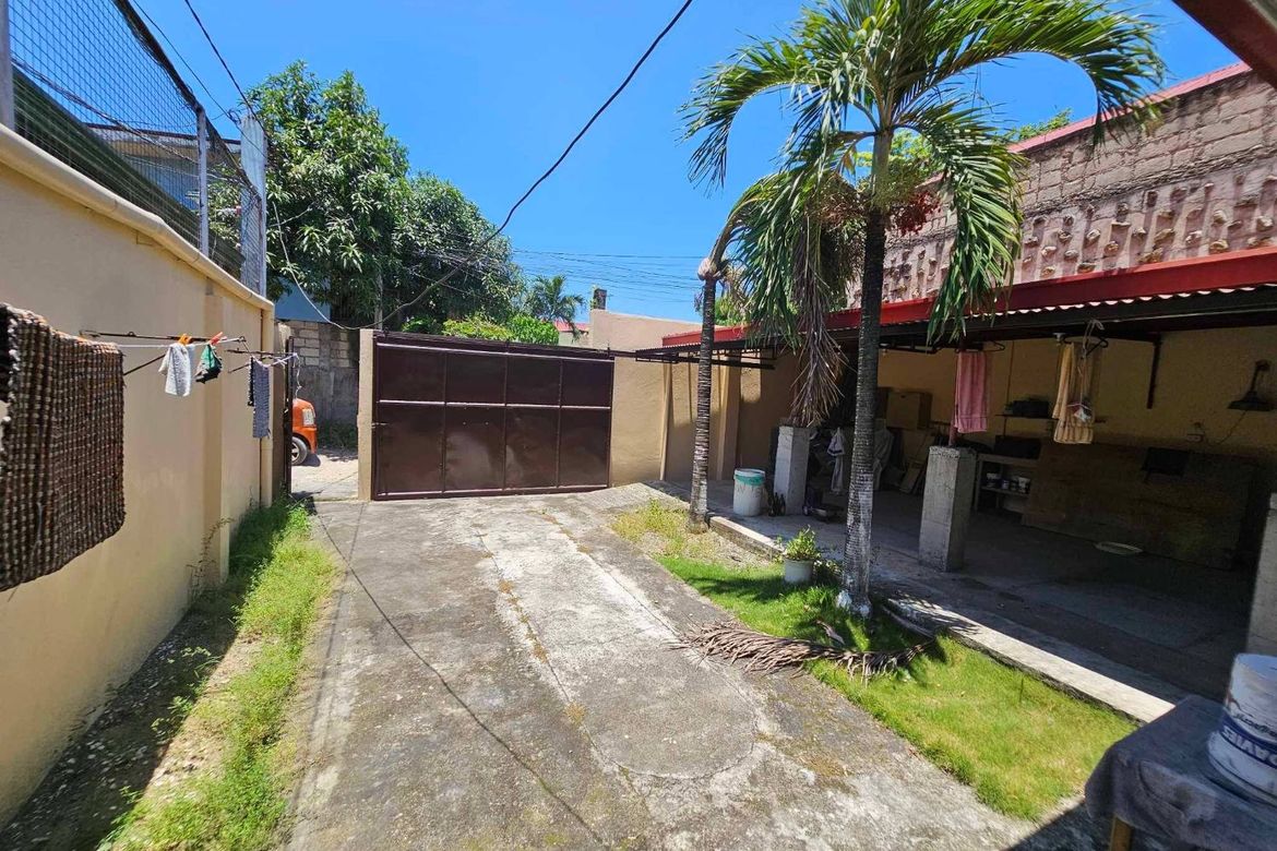 3 Bedroom House for Sale in Basak, Mandaue, Cebu – photo 2