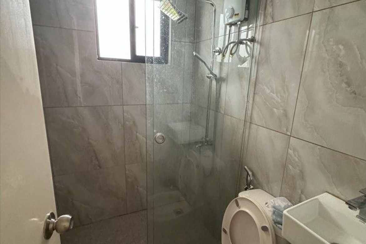 3 Bedroom House for Sale in Batasan Hills, Quezon City, Metro Manila – photo 6
