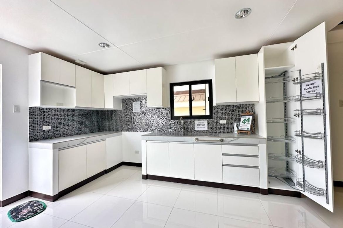 3 Bedroom House for Sale in Bayanan, Bacoor, Cavite – photo 6