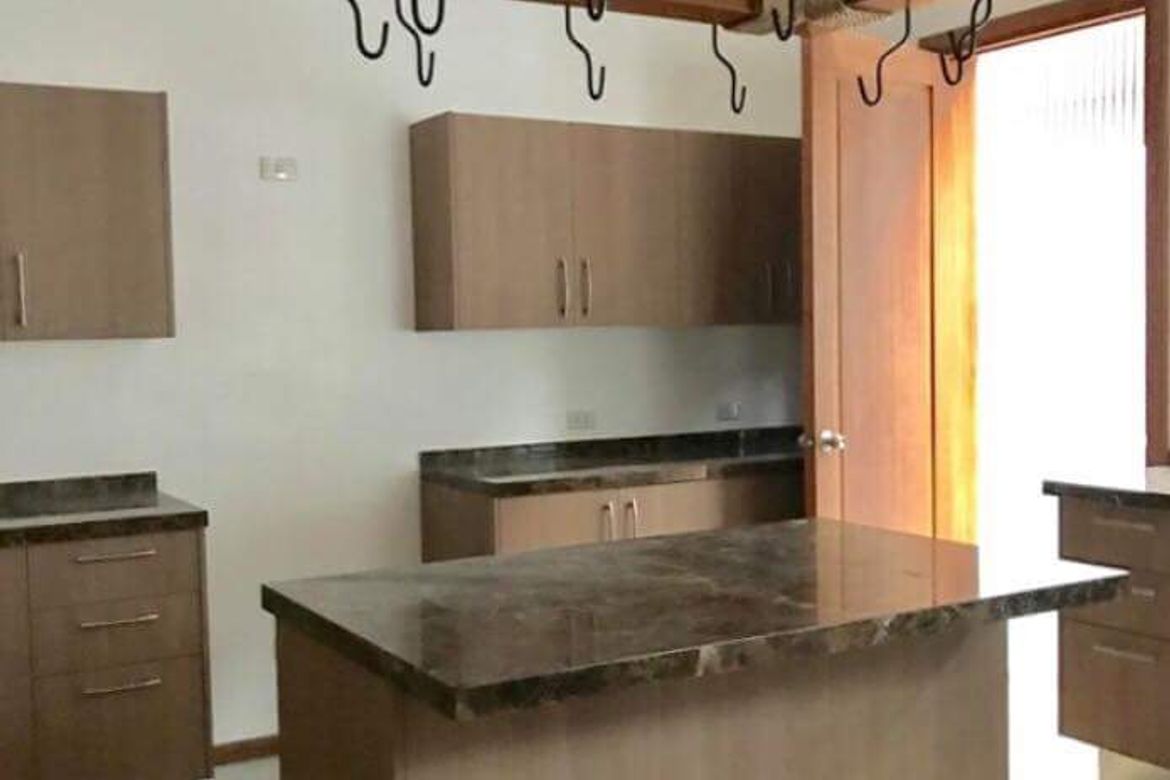 3 Bedroom House for Sale in Bel-Air, Makati, Metro Manila – photo 3