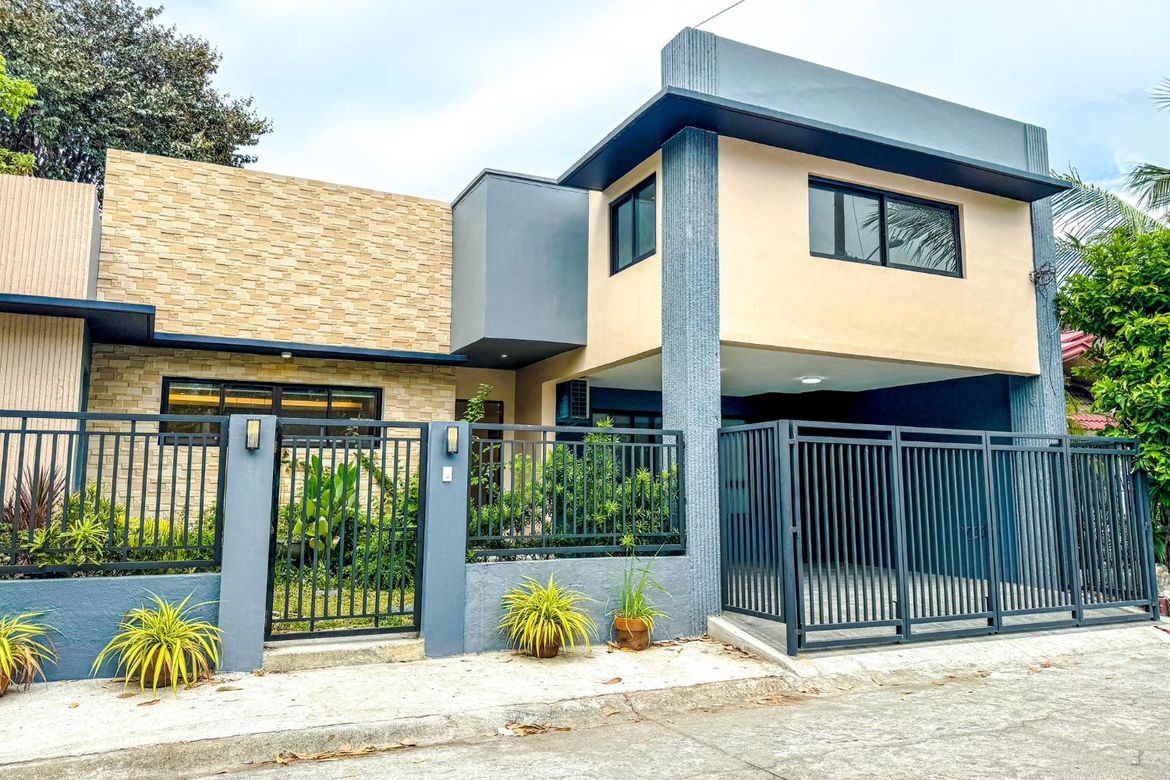 3 Bedroom House for Sale in BF Homes Parañaque, BF Homes, Parañaque, Metro Manila