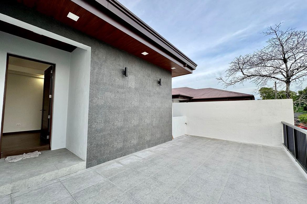 3 Bedroom House for Sale in BF Homes Parañaque, BF Homes, Parañaque, Metro Manila – photo 7